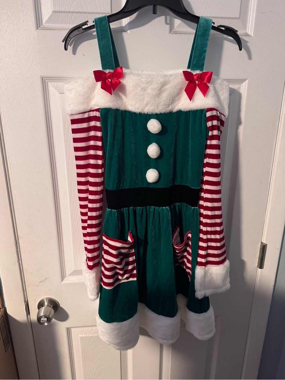 Holiday Elf Girls Costume Dress with Red Bow Accents New Without Tag - Picture 1 of 2